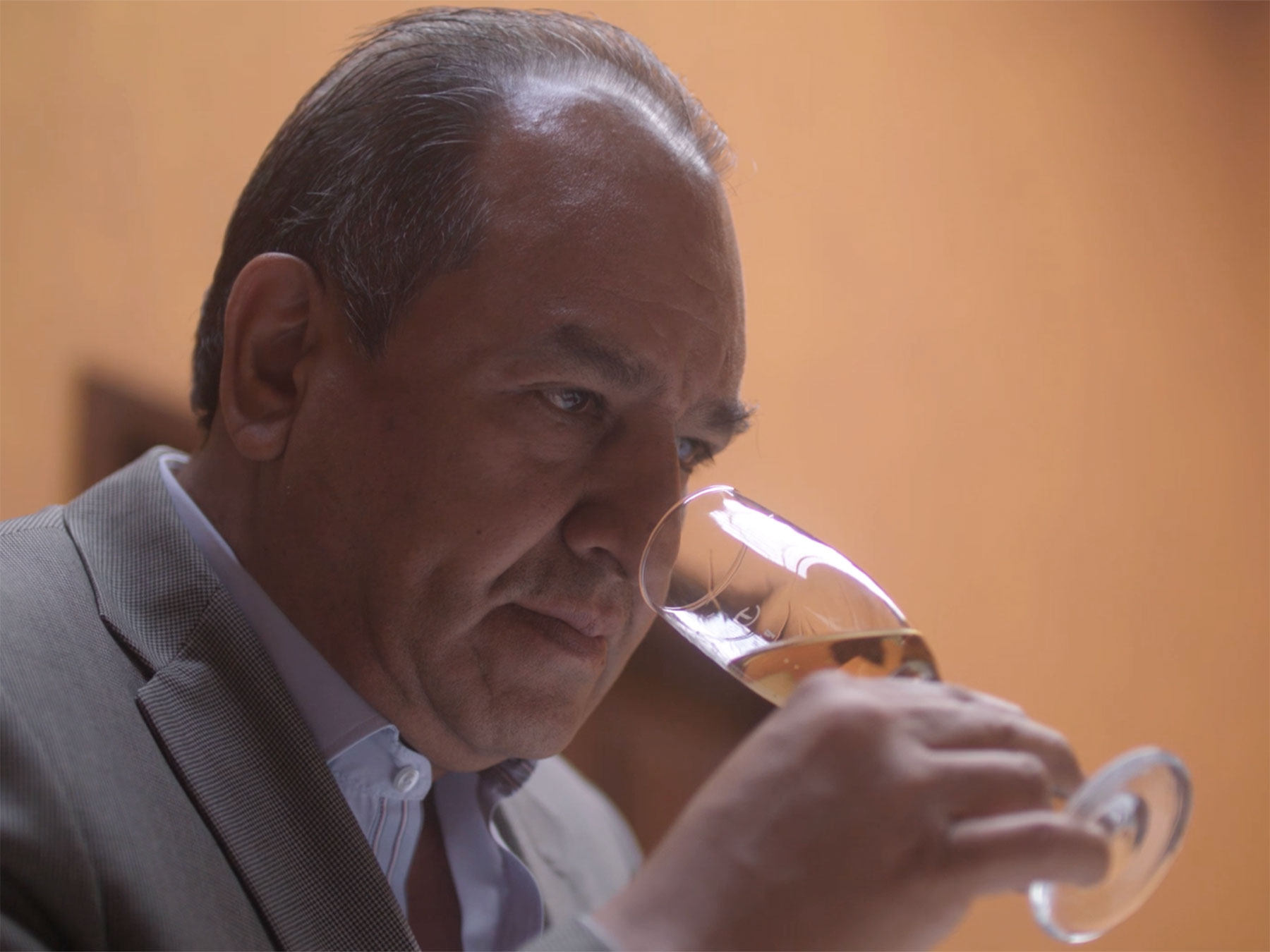 Maestreo sniffing glass